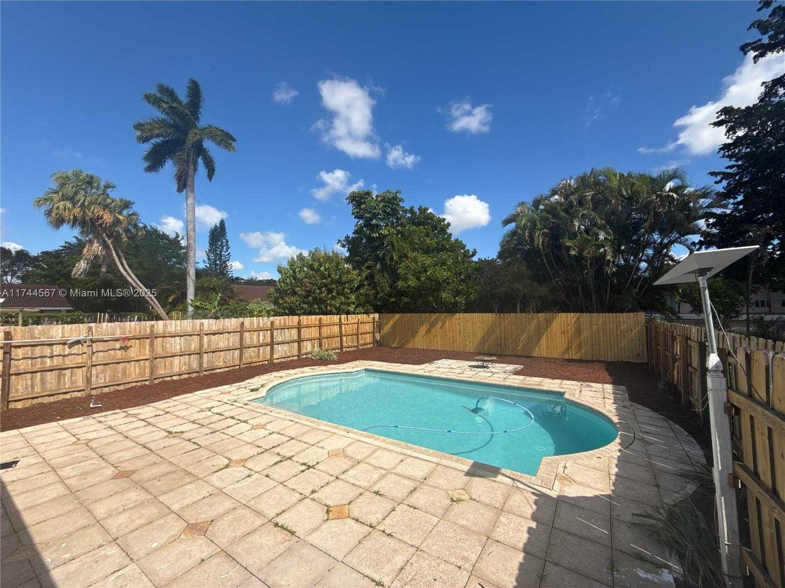 Small Image of 3081 NORTH WEST 103RD LN, Coral Springs Number 31