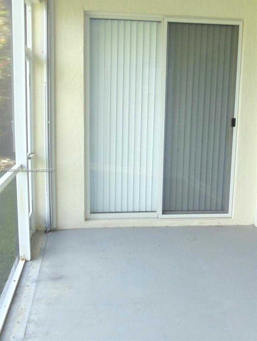 Small Image of 575 SOUTH EAST 29TH DR, Homestead Number 24