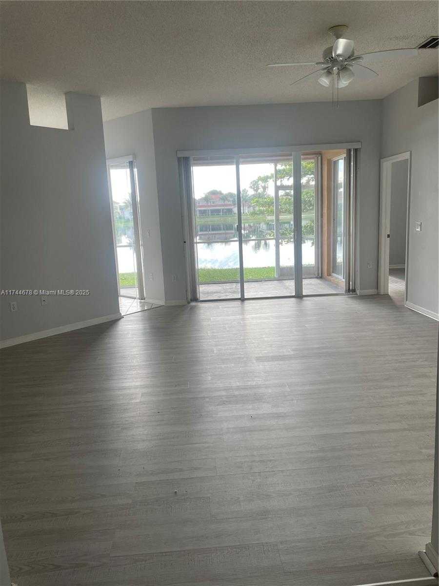 Small Image of 575 SOUTH EAST 29TH DR, Homestead Number 26