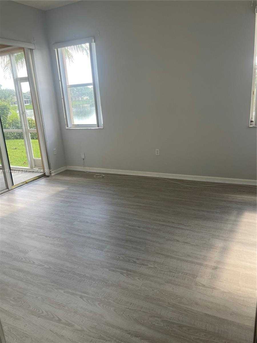 Small Image of 575 SOUTH EAST 29TH DR, Homestead Number 35
