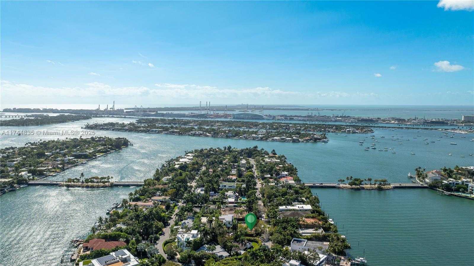 Small Image of 315 W San Marino Dr, Miami Beach, FL 33139, USA Number 16