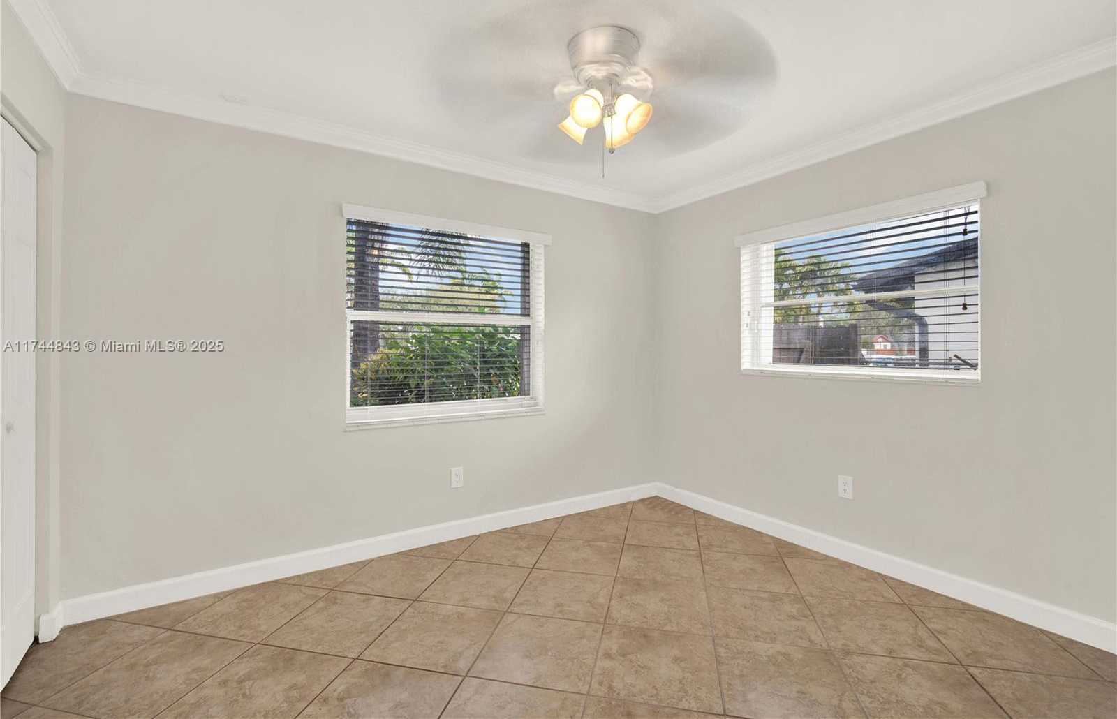 Small Image of 9312 SOUTH WEST 182ND ST, Palmetto Bay Number 30