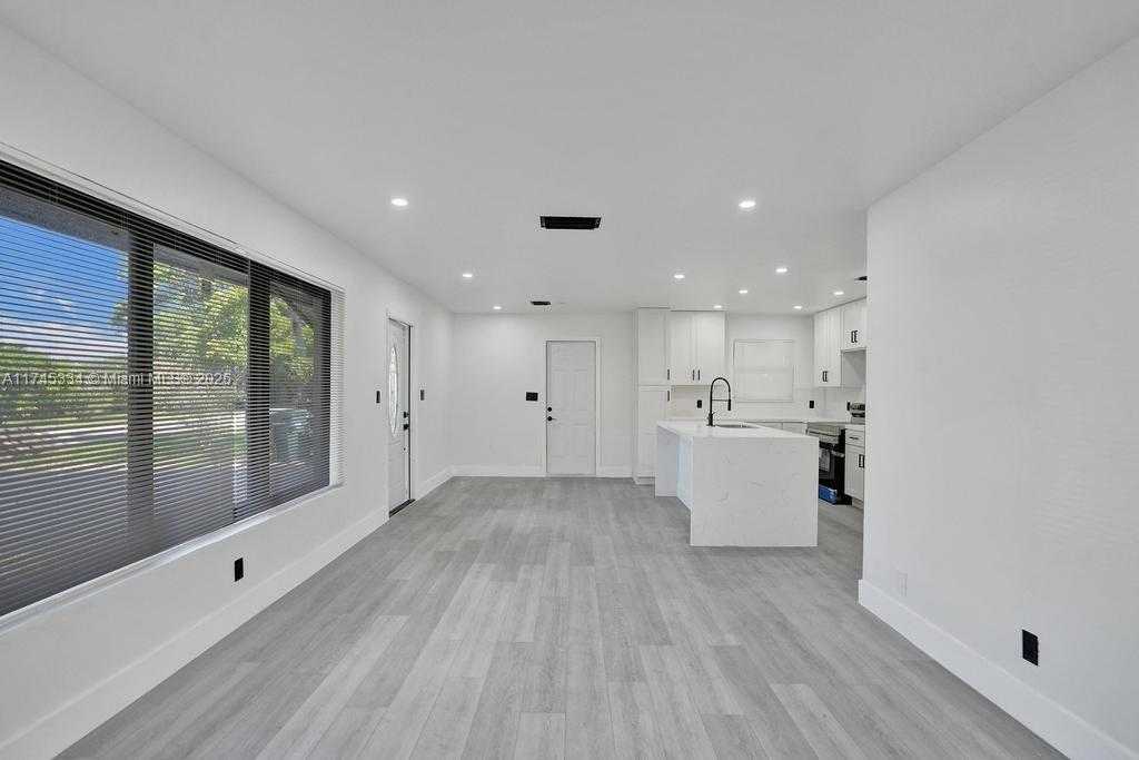 Small Image of 1628 NORTH EAST 7TH AVE, Fort Lauderdale Number 12