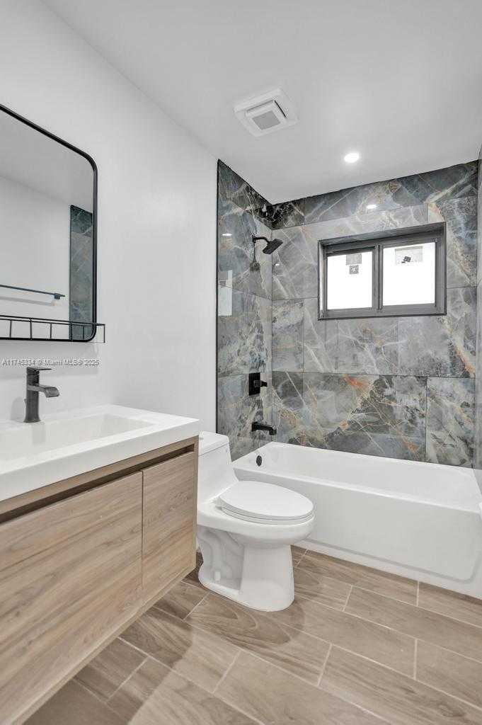 Small Image of 1628 NORTH EAST 7TH AVE, Fort Lauderdale Number 36