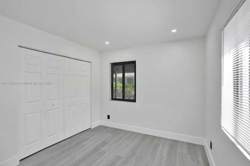 Small Image of 1628 NORTH EAST 7TH AVE, Fort Lauderdale Number 42