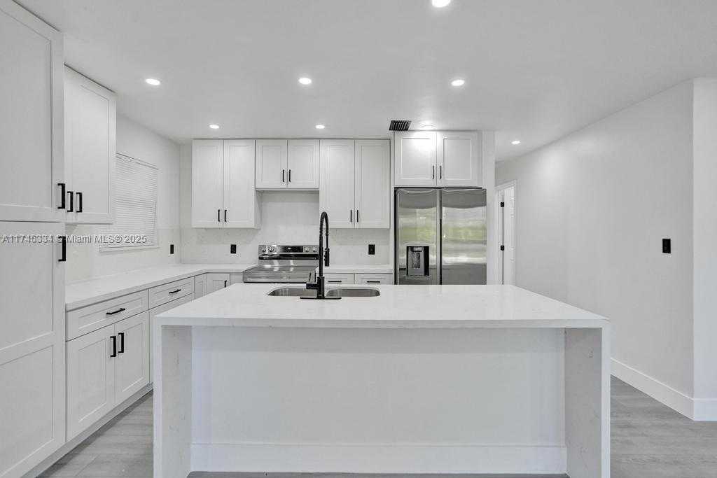 Small Image of 1628 NORTH EAST 7TH AVE, Fort Lauderdale Number 9