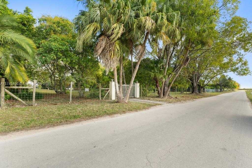 Small Image of 37255 SOUTH WEST 214TH AVE, Homestead Number 31