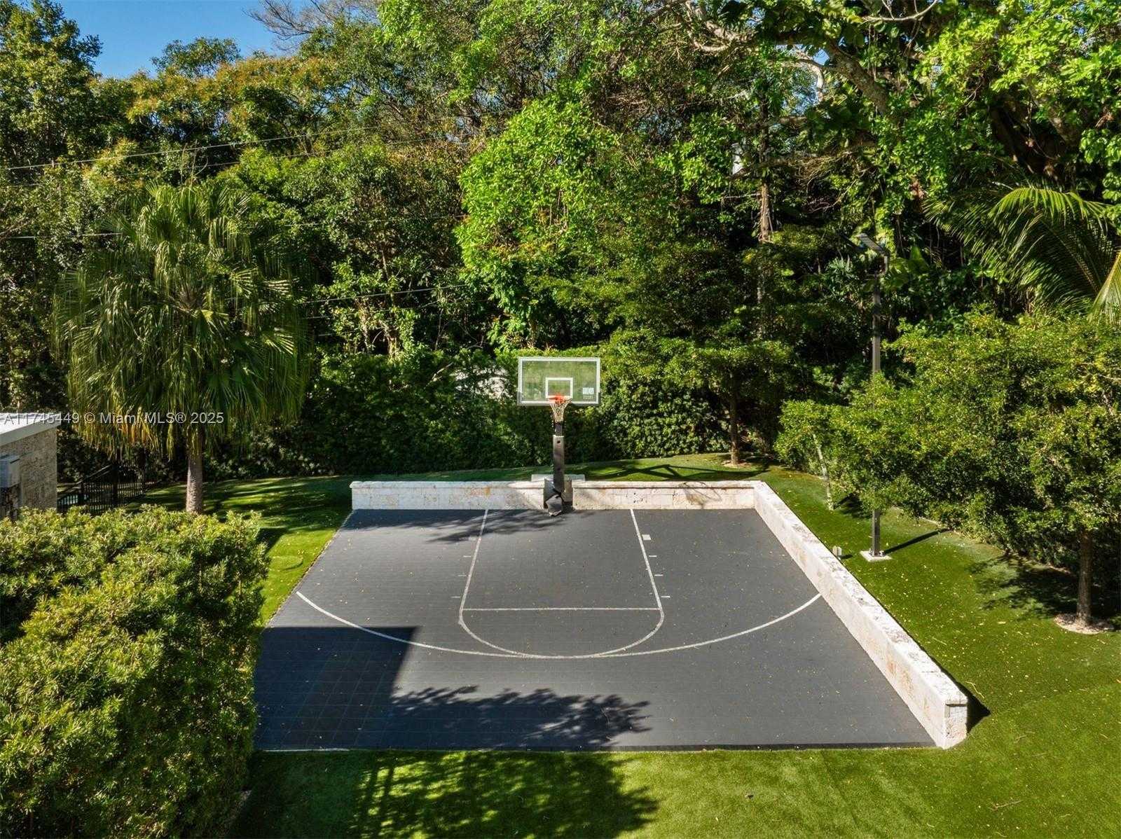 Small Image of 9261 SCHOOL HOUSE RD, Coral Gables Number 37