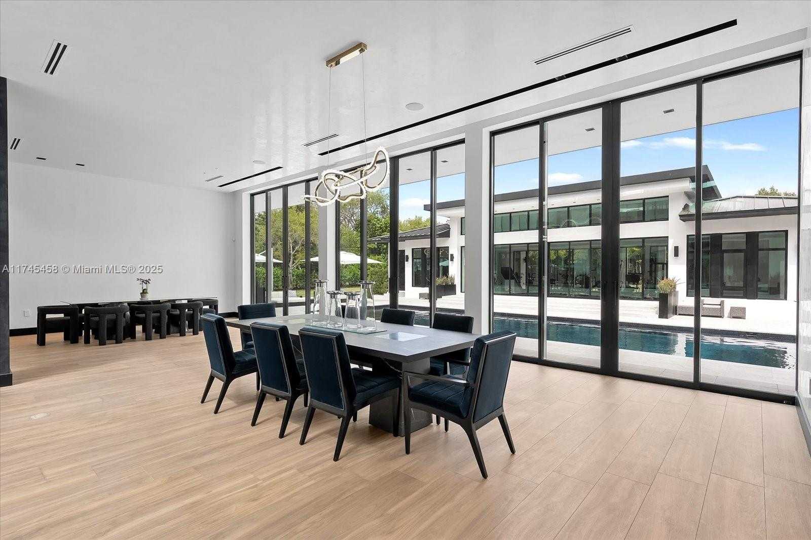 Small Image of 6555 SOUTH WEST 102ND ST, Pinecrest Number 12