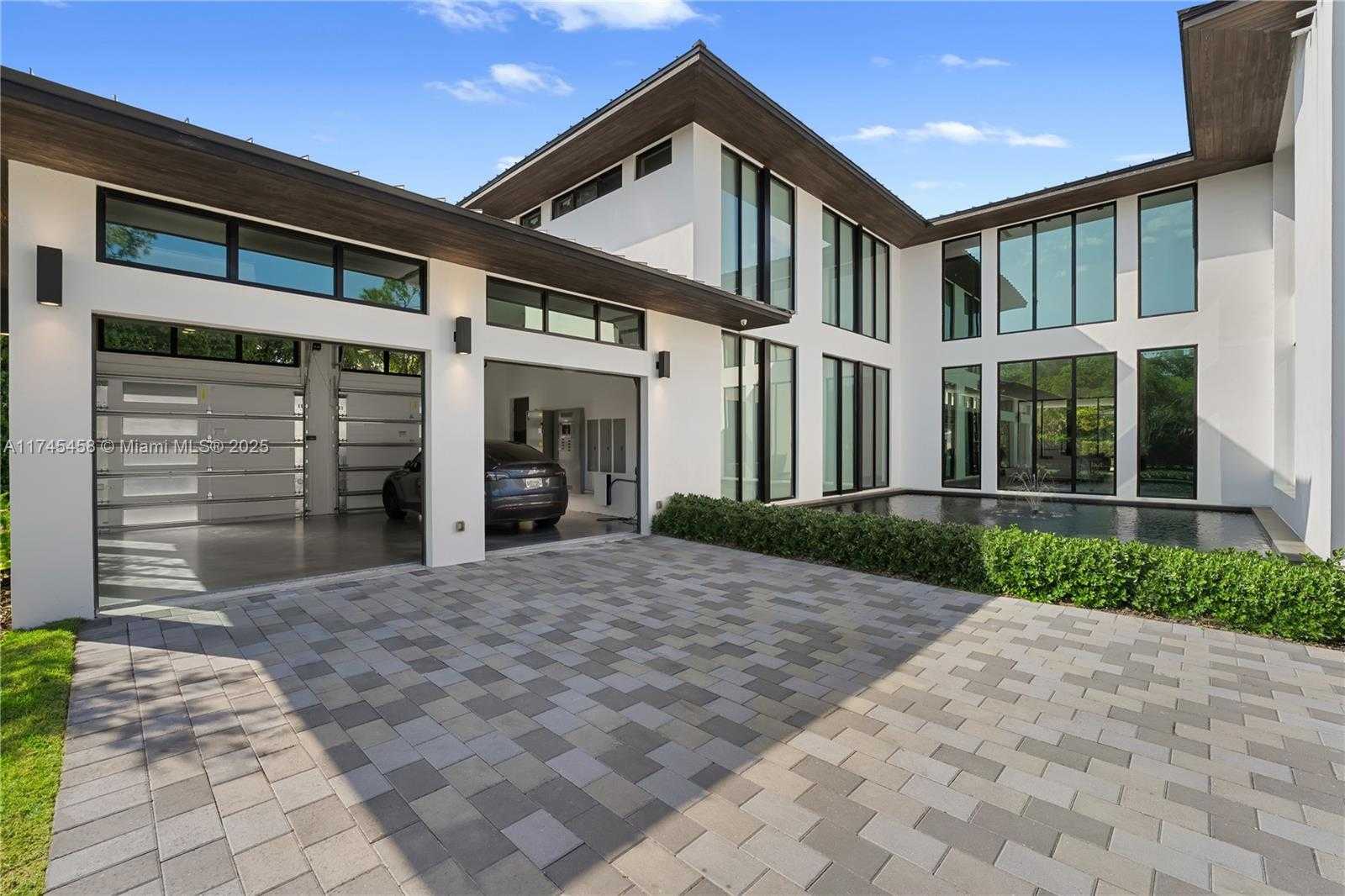 Small Image of 6555 SOUTH WEST 102ND ST, Pinecrest Number 44