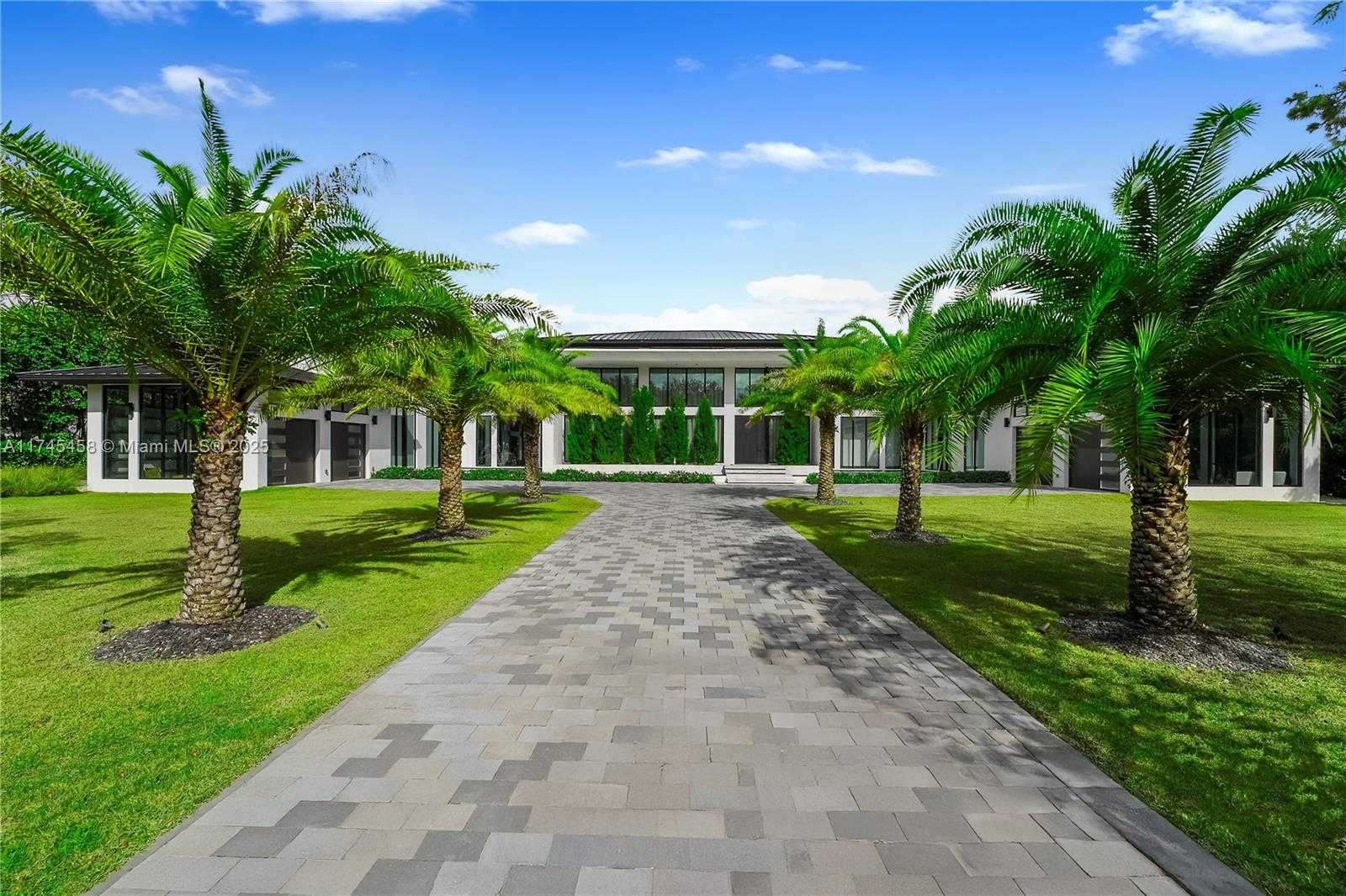 Small Image of 6555 SOUTH WEST 102ND ST, Pinecrest Number 50