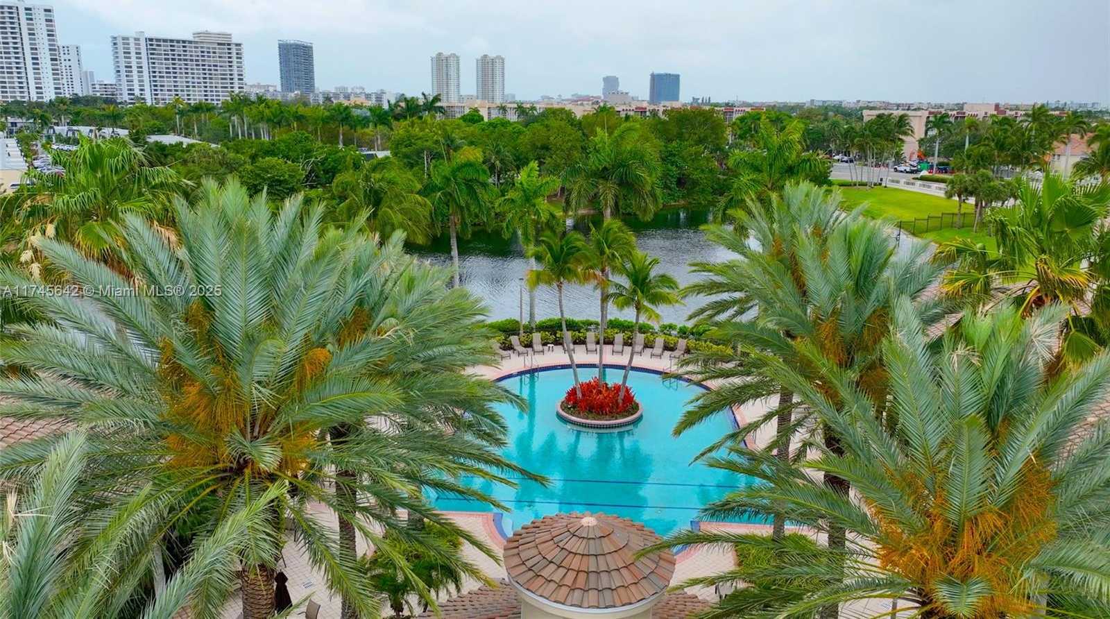 Small Image of 920 CAPTIVA DR, Hollywood Number 72