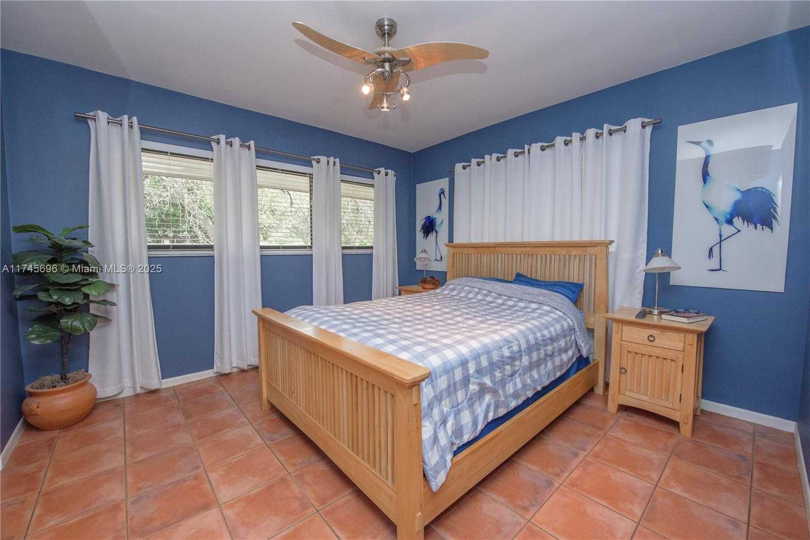 Small Image of 19425 SOUTH WEST 334TH ST, Homestead Number 14