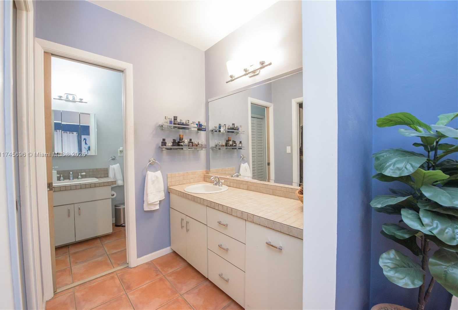 Small Image of 19425 SOUTH WEST 334TH ST, Homestead Number 17