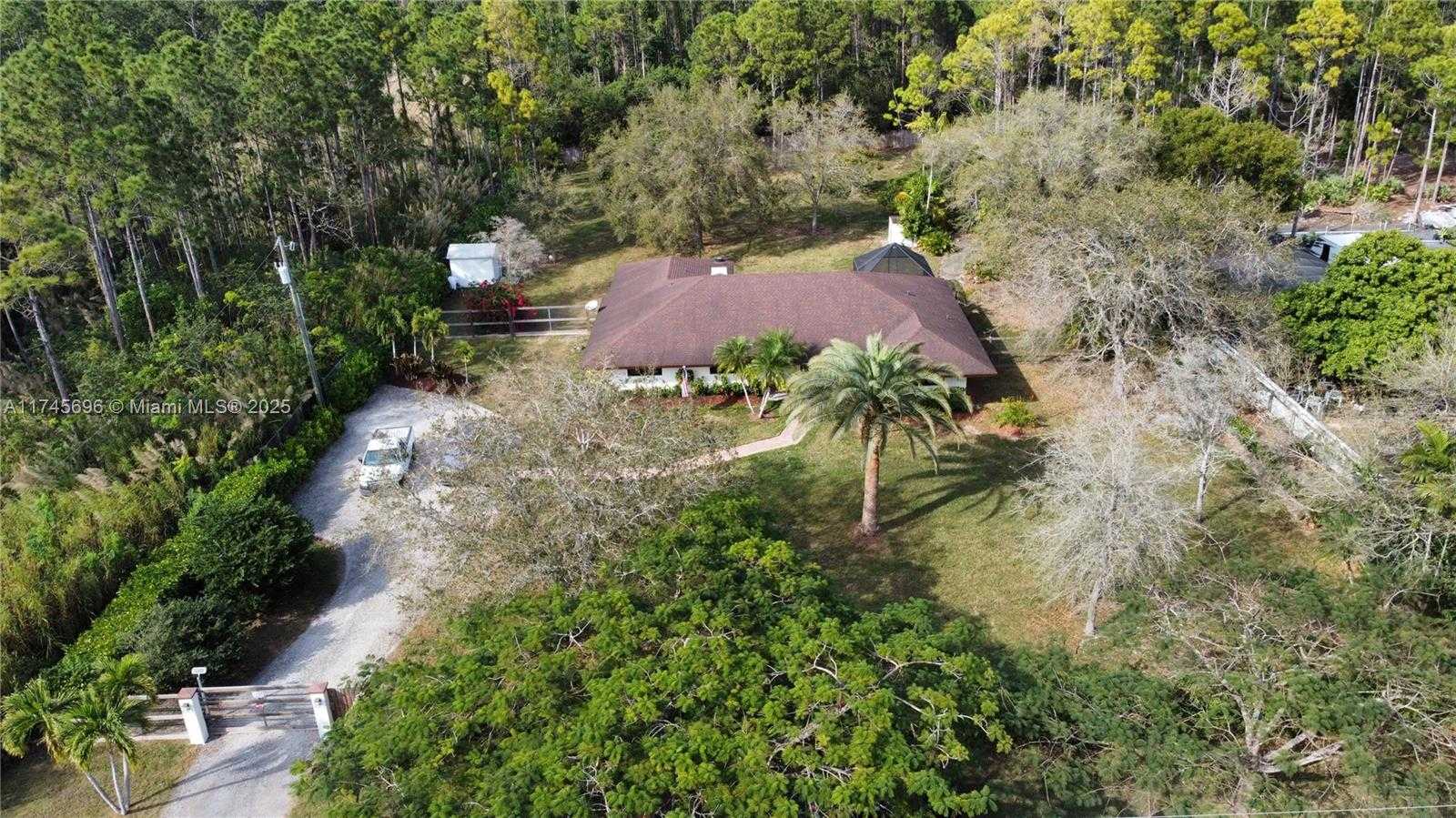 Small Image of 19425 SOUTH WEST 334TH ST, Homestead Number 2