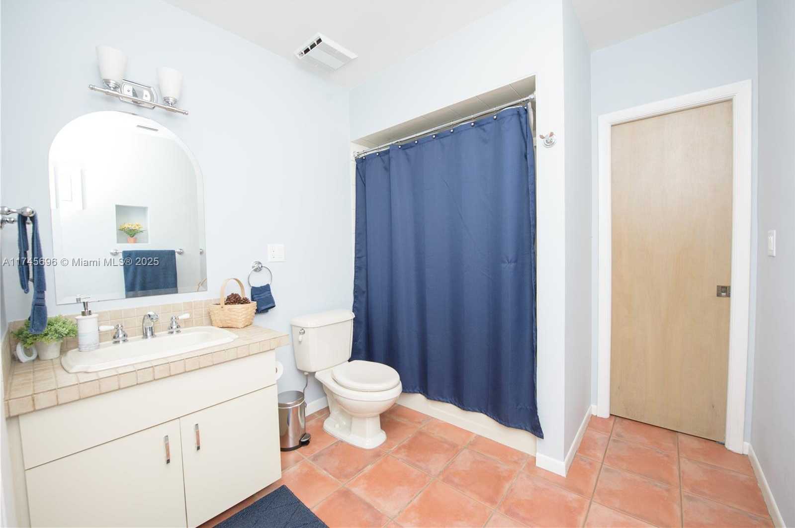 Small Image of 19425 SOUTH WEST 334TH ST, Homestead Number 21