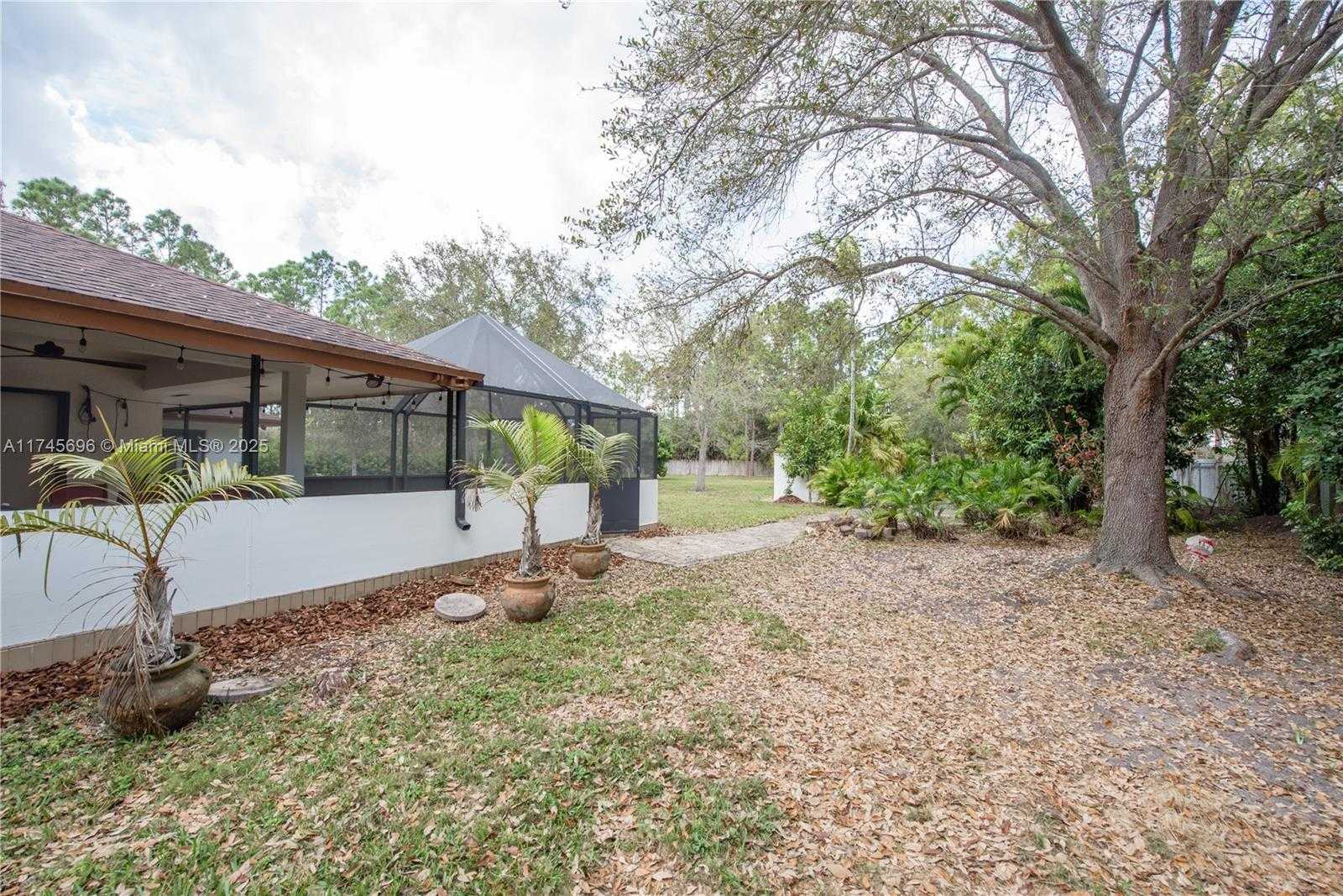 Small Image of 19425 SOUTH WEST 334TH ST, Homestead Number 28
