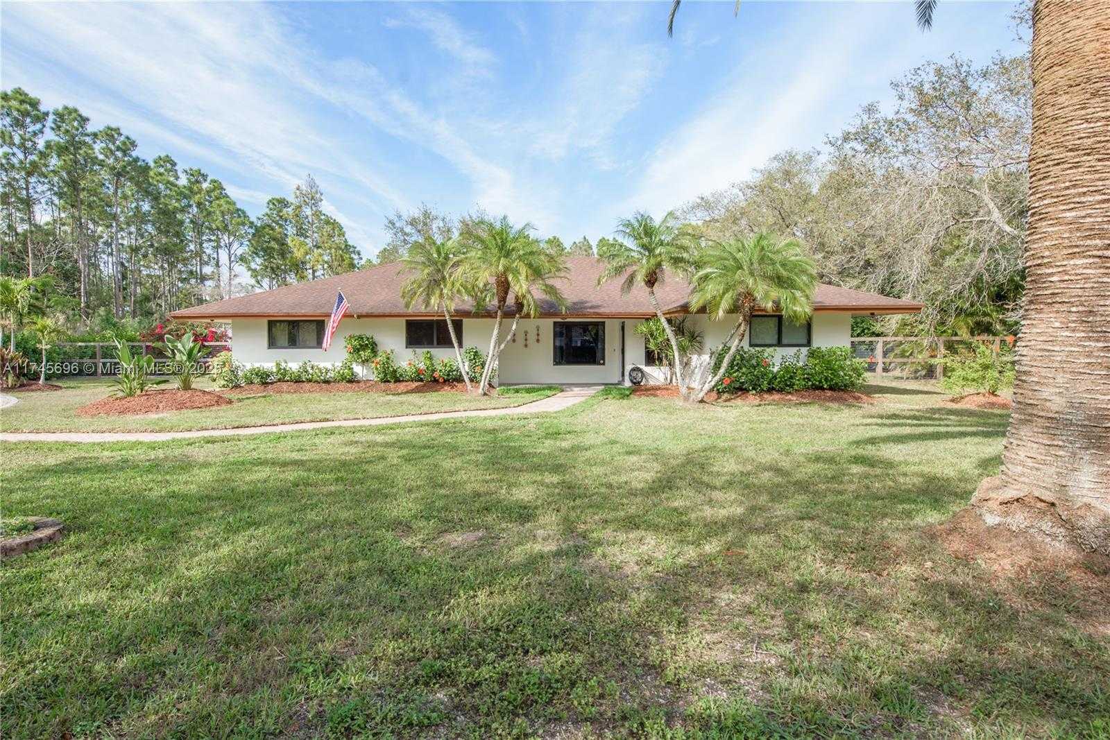 Small Image of 19425 SOUTH WEST 334TH ST, Homestead Number 35