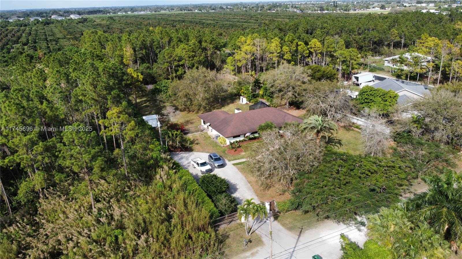 Small Image of 19425 SOUTH WEST 334TH ST, Homestead Number 39