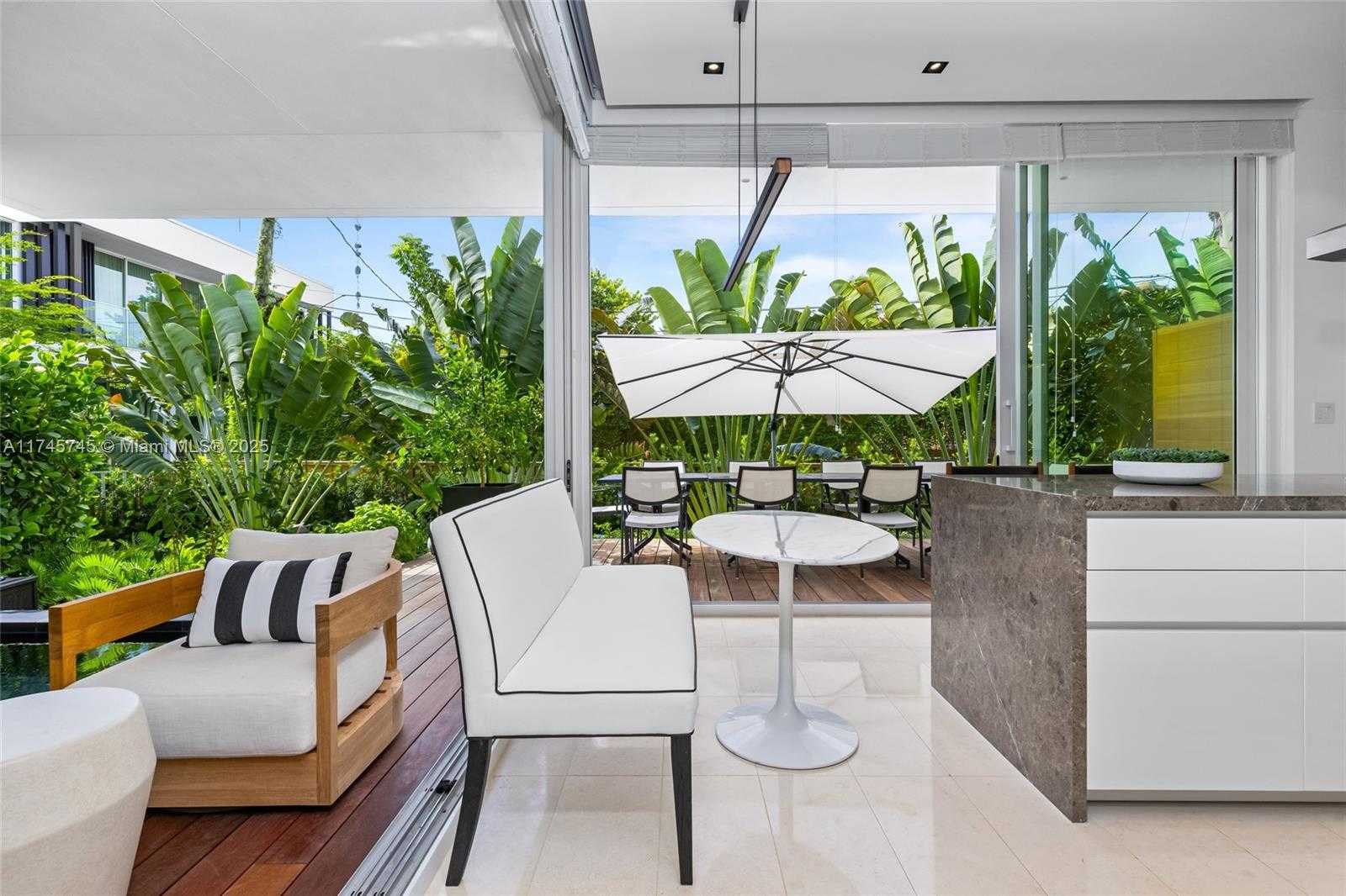 Small Image of 810 WEST 47TH CT - THE RITZ CARLTON MIAMI BEACH, Miami Beach Number 13