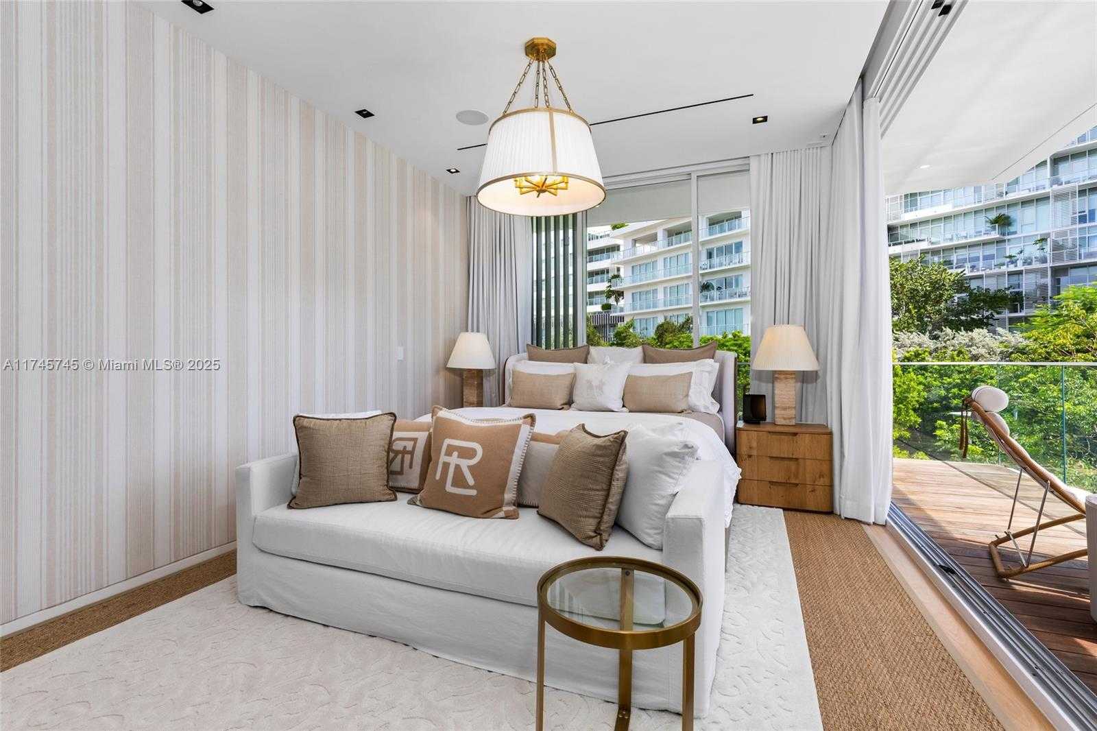 Small Image of 810 WEST 47TH CT - THE RITZ CARLTON MIAMI BEACH, Miami Beach Number 22