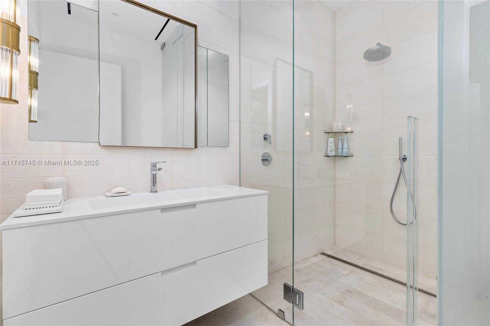 Small Image of 810 WEST 47TH CT - THE RITZ CARLTON MIAMI BEACH, Miami Beach Number 33