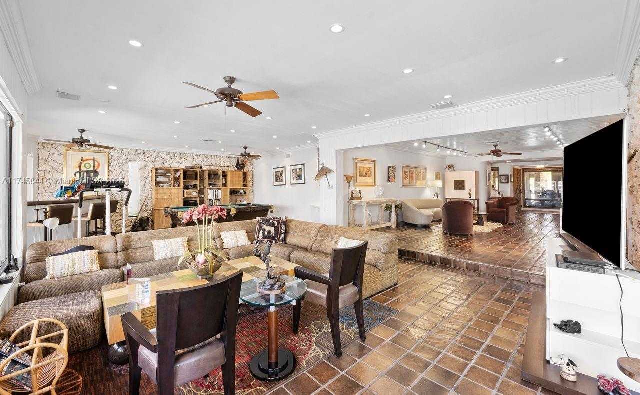 Small Image of 765 NORTH SHORE DR, Miami Beach Number 27