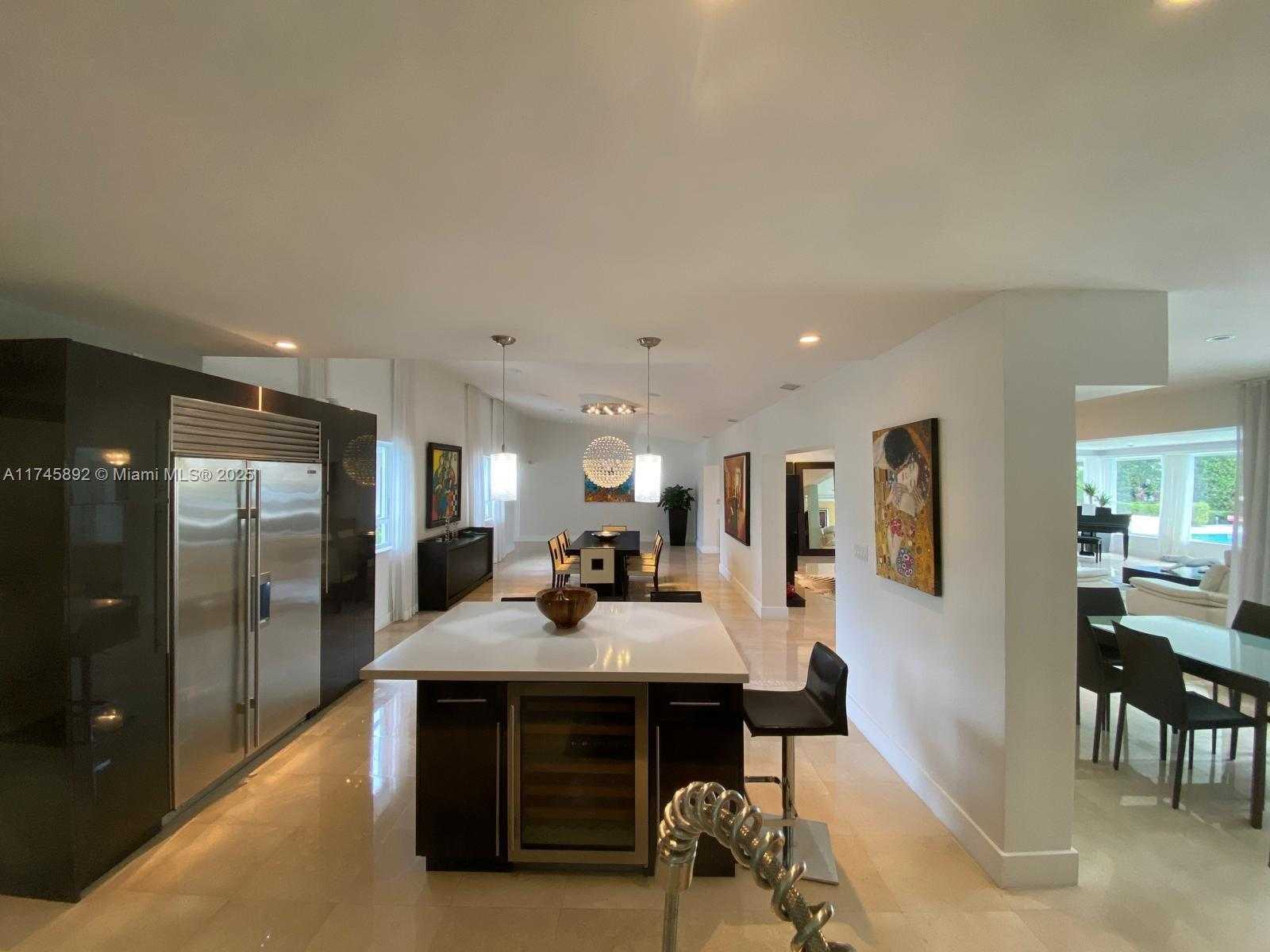 Small Image of 1670 DAYTONIA RD, Miami Beach Number 17
