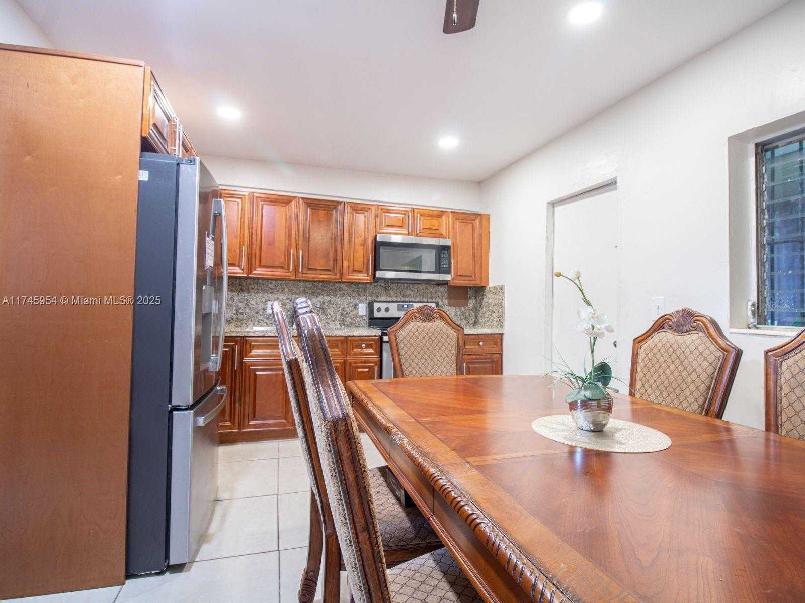Small Image of 13493 NORTH WEST 8TH AVE, North Miami Number 6