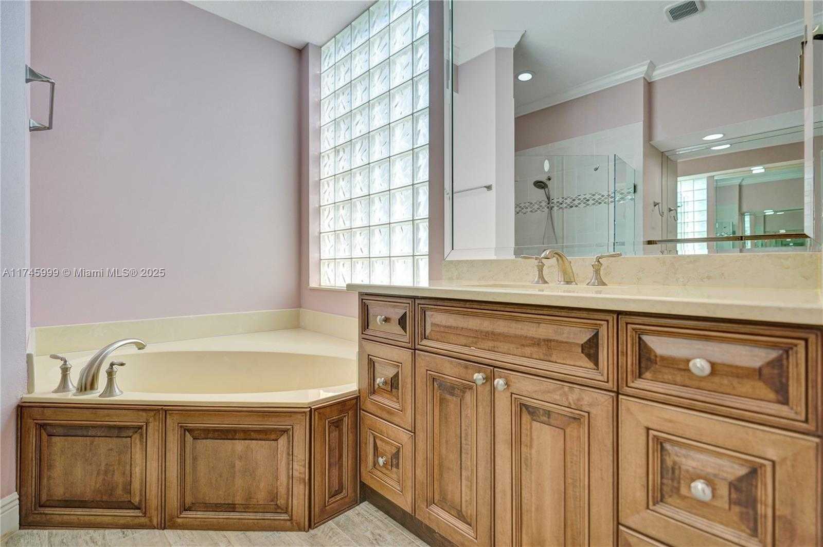 Small Image of 9741 SPRAY DR, West Palm Beach Number 16