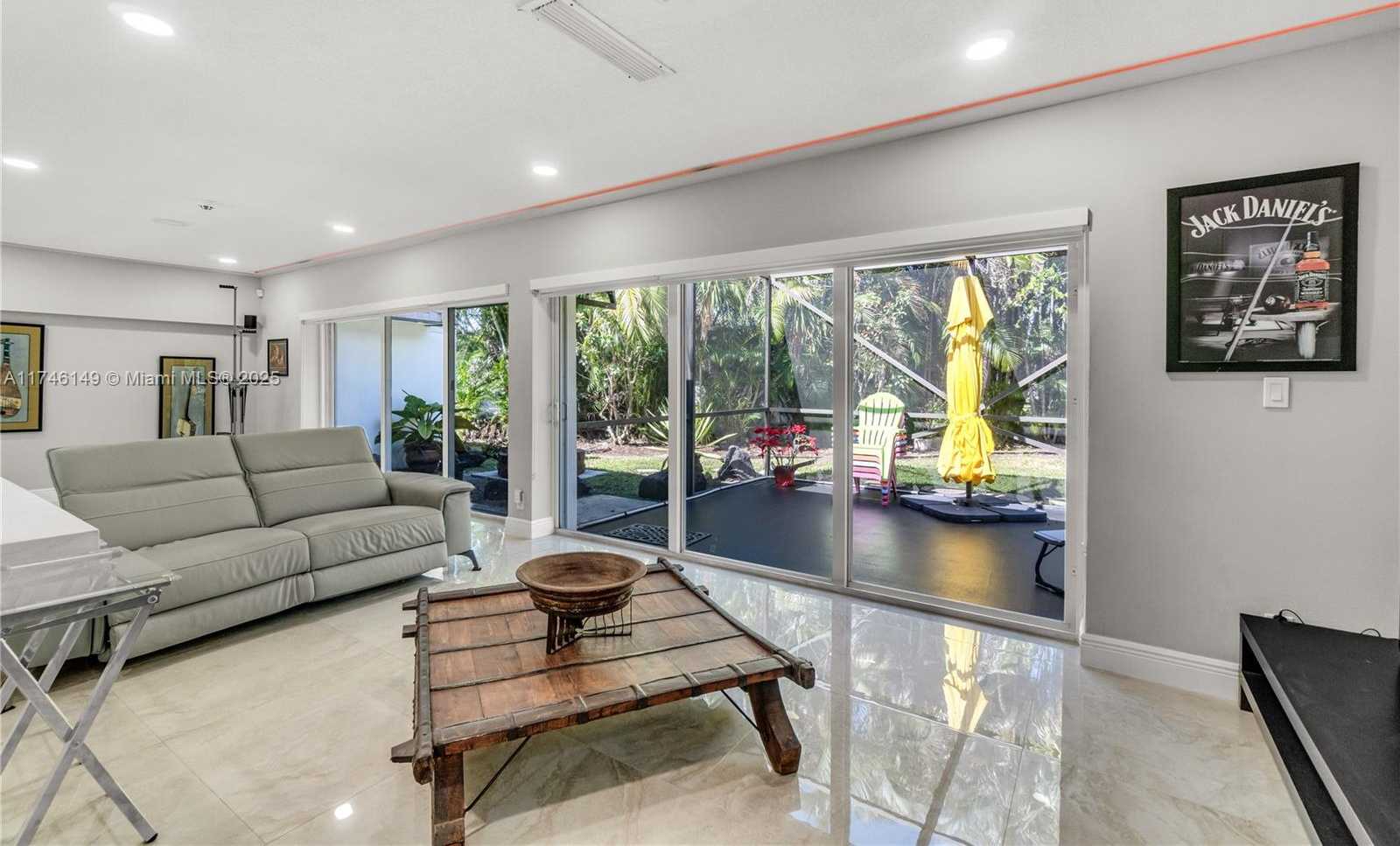 Small Image of 5601 WHITE CEDAR LN, Tamarac Number 8