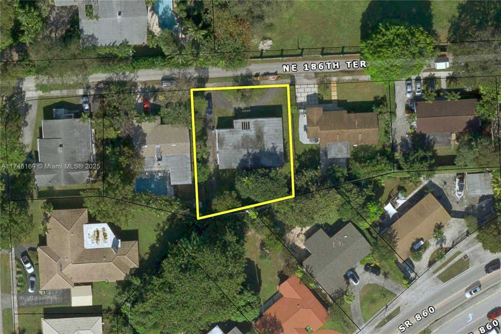 Small Image of 2140 NORTH EAST 186TH TER, Miami Number 9