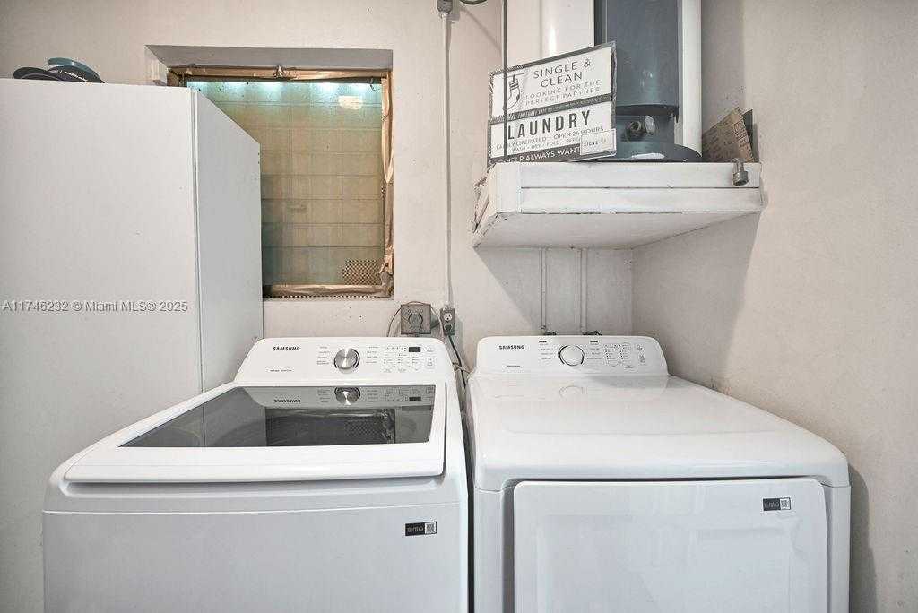 Small Image of 713 SOUTH WEST 6TH AVE, Hallandale Beach Number 11
