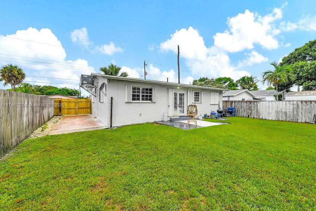 Small Image of 713 SOUTH WEST 6TH AVE, Hallandale Beach Number 23