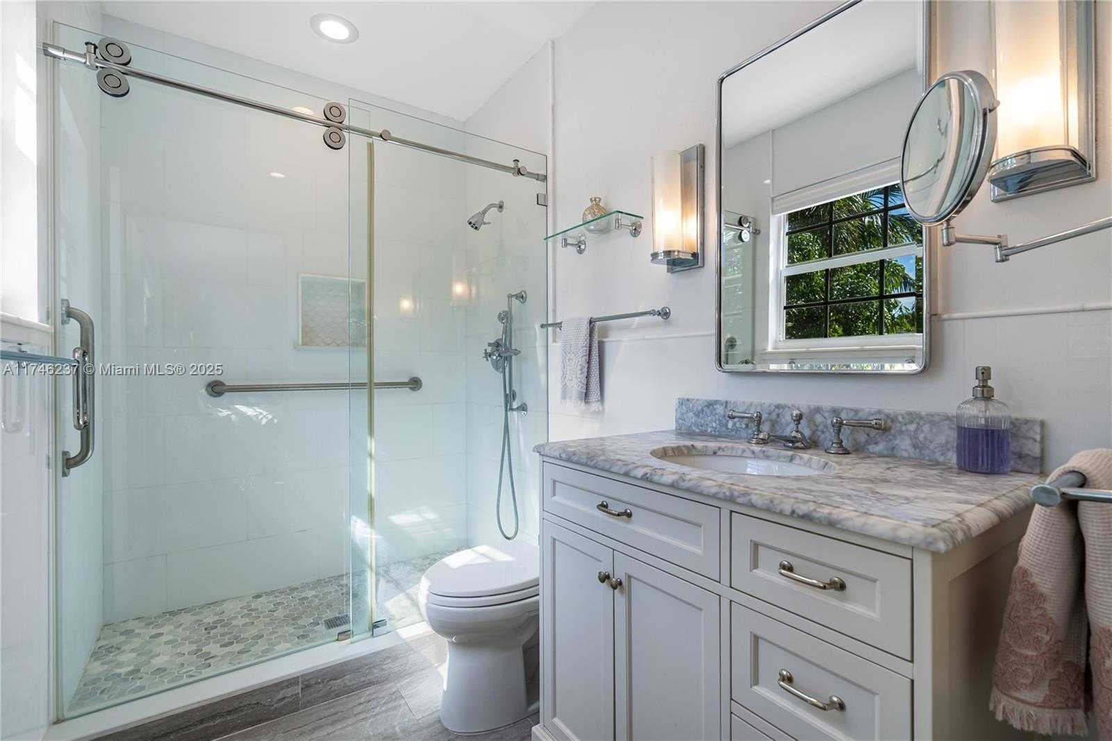 Small Image of 4421 POST AVE, Miami Beach Number 19