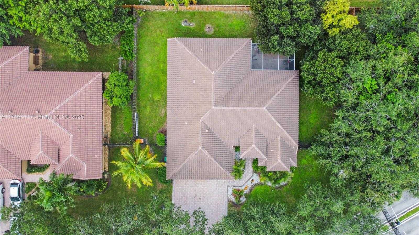 Small Image of 6041 SUPERIOR BLVD, Davie Number 26