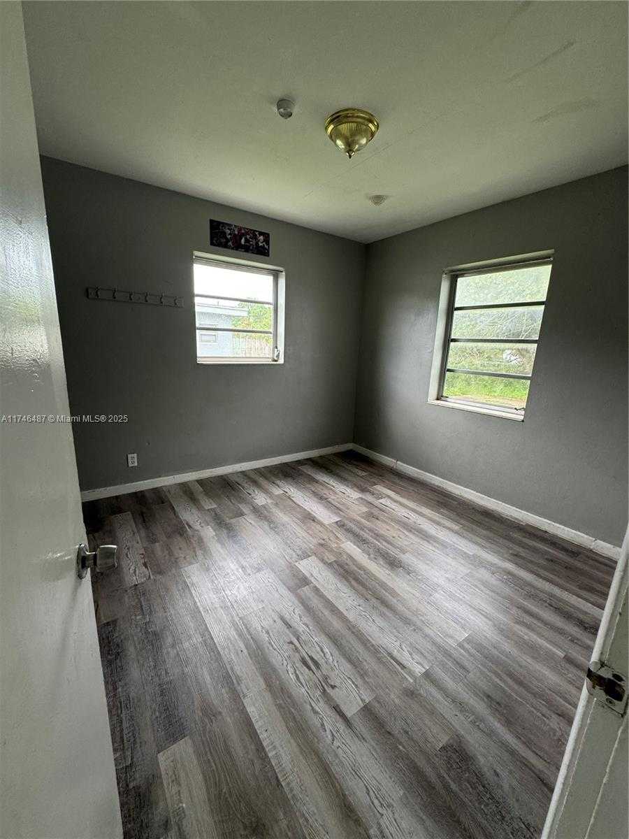 Small Image of 1209 NORTH WEST 19TH AVE, Fort Lauderdale Number 10