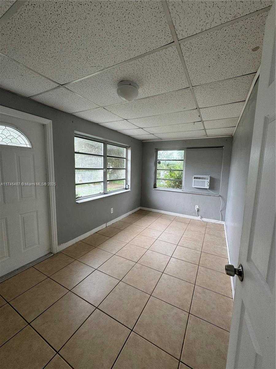 Small Image of 1209 NORTH WEST 19TH AVE, Fort Lauderdale Number 4
