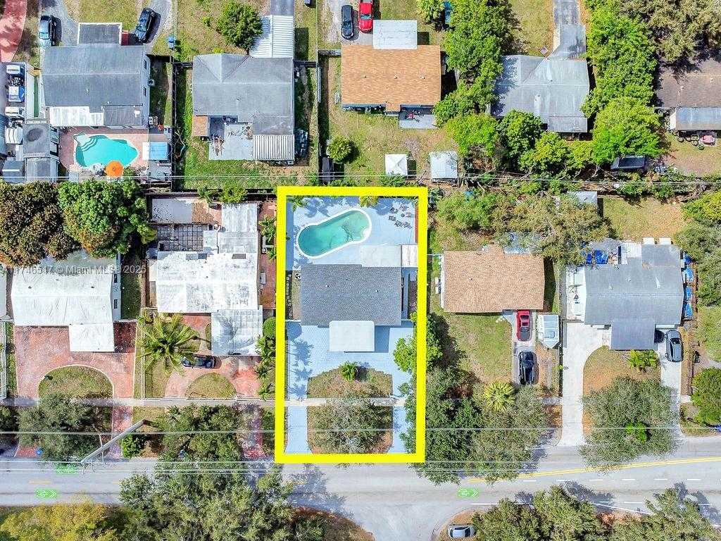 Small Image of 730 NORTH 64TH AVE, Hollywood Number 19