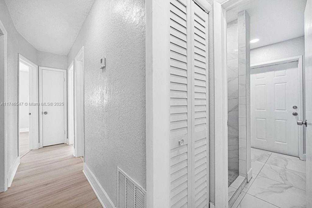 Small Image of 730 NORTH 64TH AVE, Hollywood Number 37