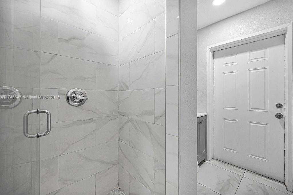 Small Image of 730 NORTH 64TH AVE, Hollywood Number 38