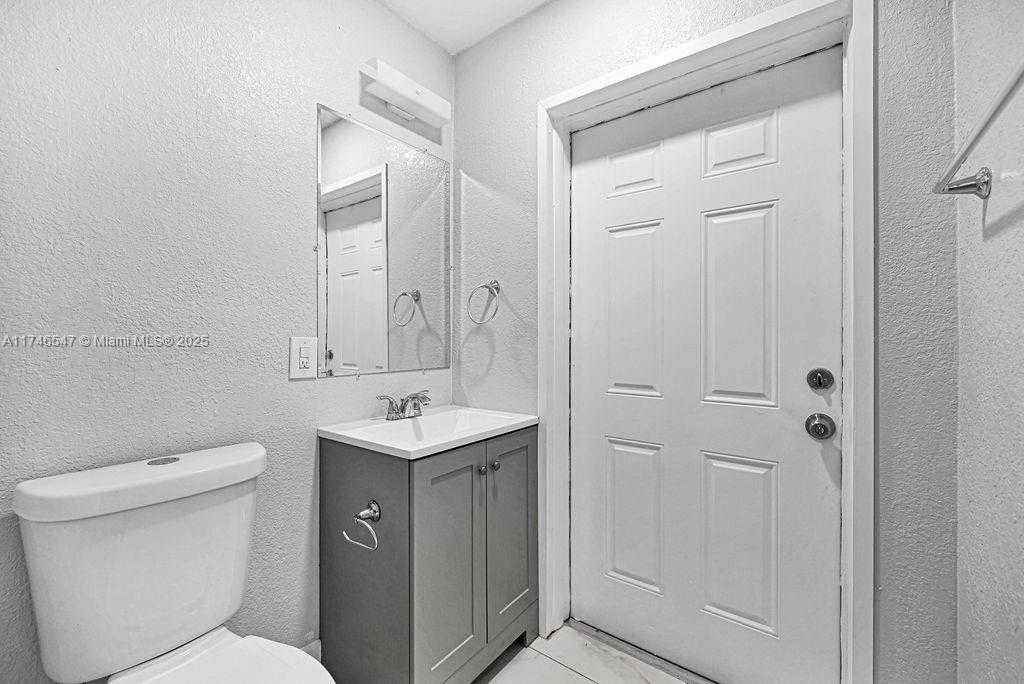 Small Image of 730 NORTH 64TH AVE, Hollywood Number 39