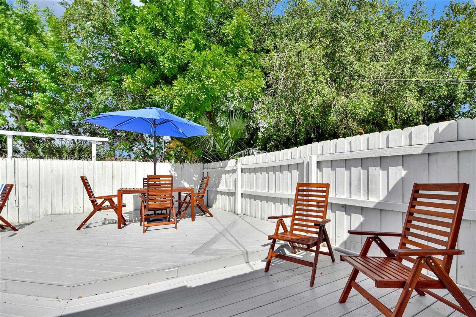 Small Image of 730 NORTH 64TH AVE, Hollywood Number 4