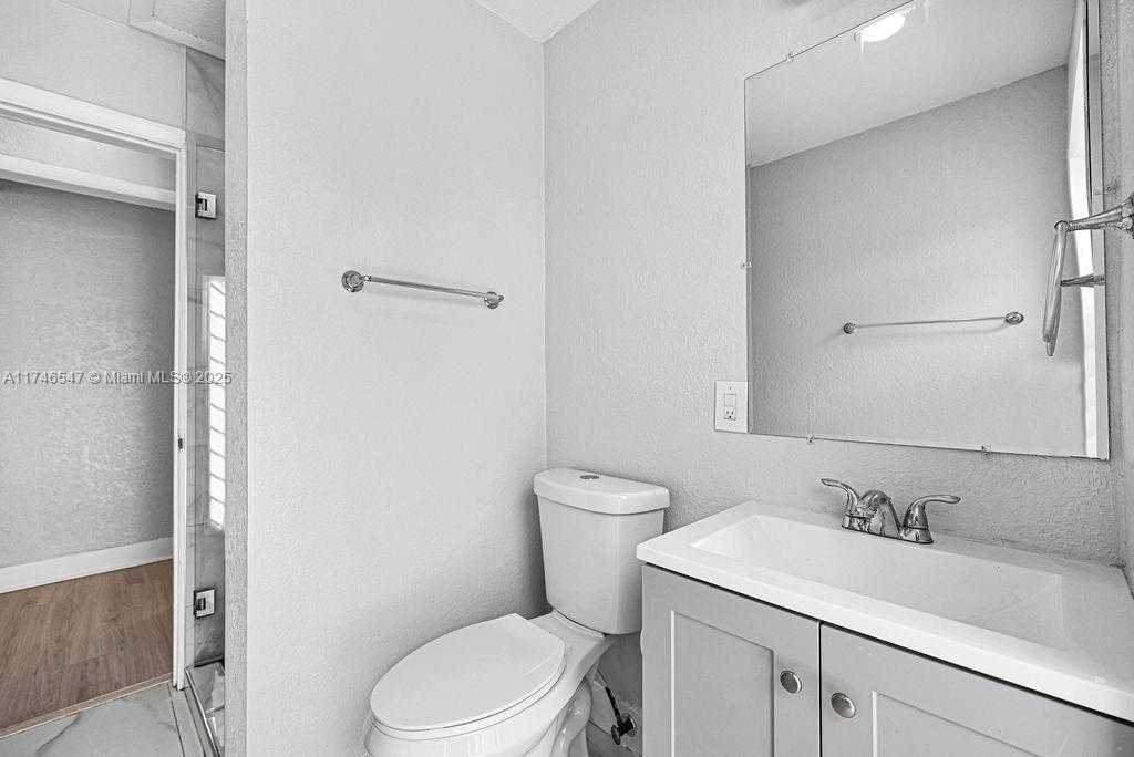 Small Image of 730 NORTH 64TH AVE, Hollywood Number 40