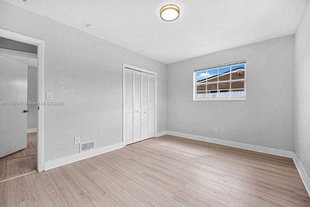 Small Image of 730 NORTH 64TH AVE, Hollywood Number 46