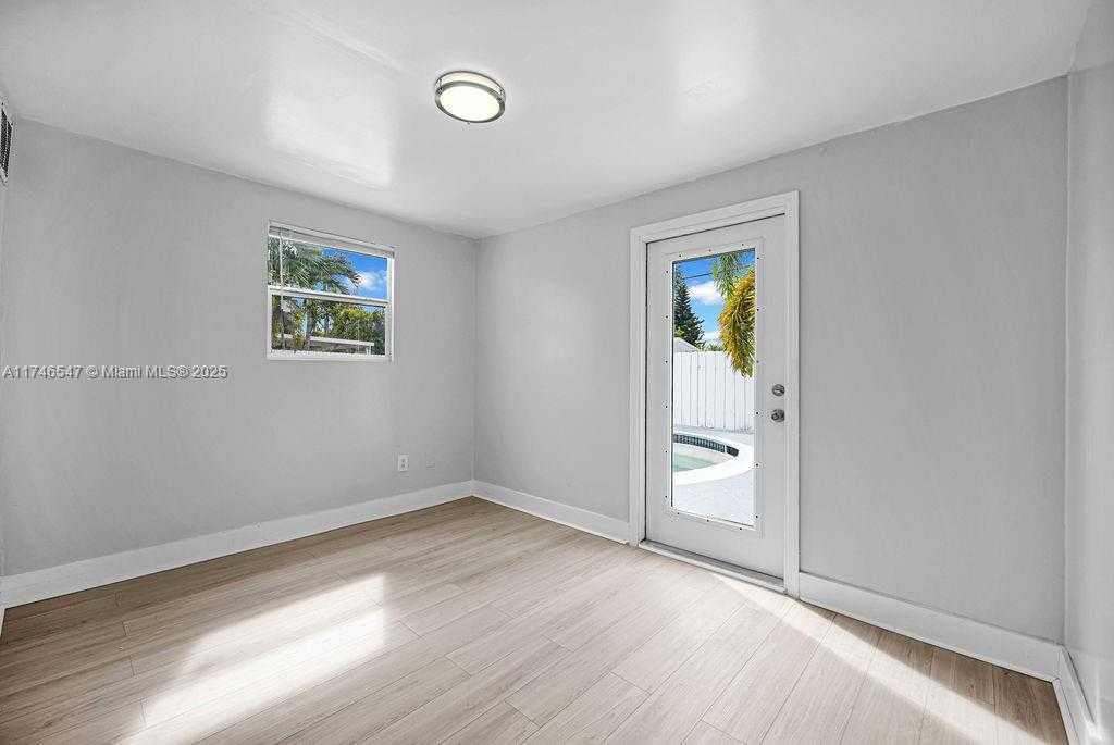 Small Image of 730 NORTH 64TH AVE, Hollywood Number 51