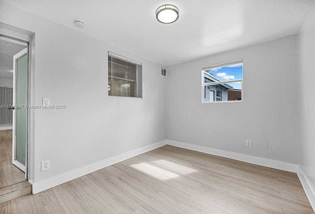 Small Image of 730 NORTH 64TH AVE, Hollywood Number 52