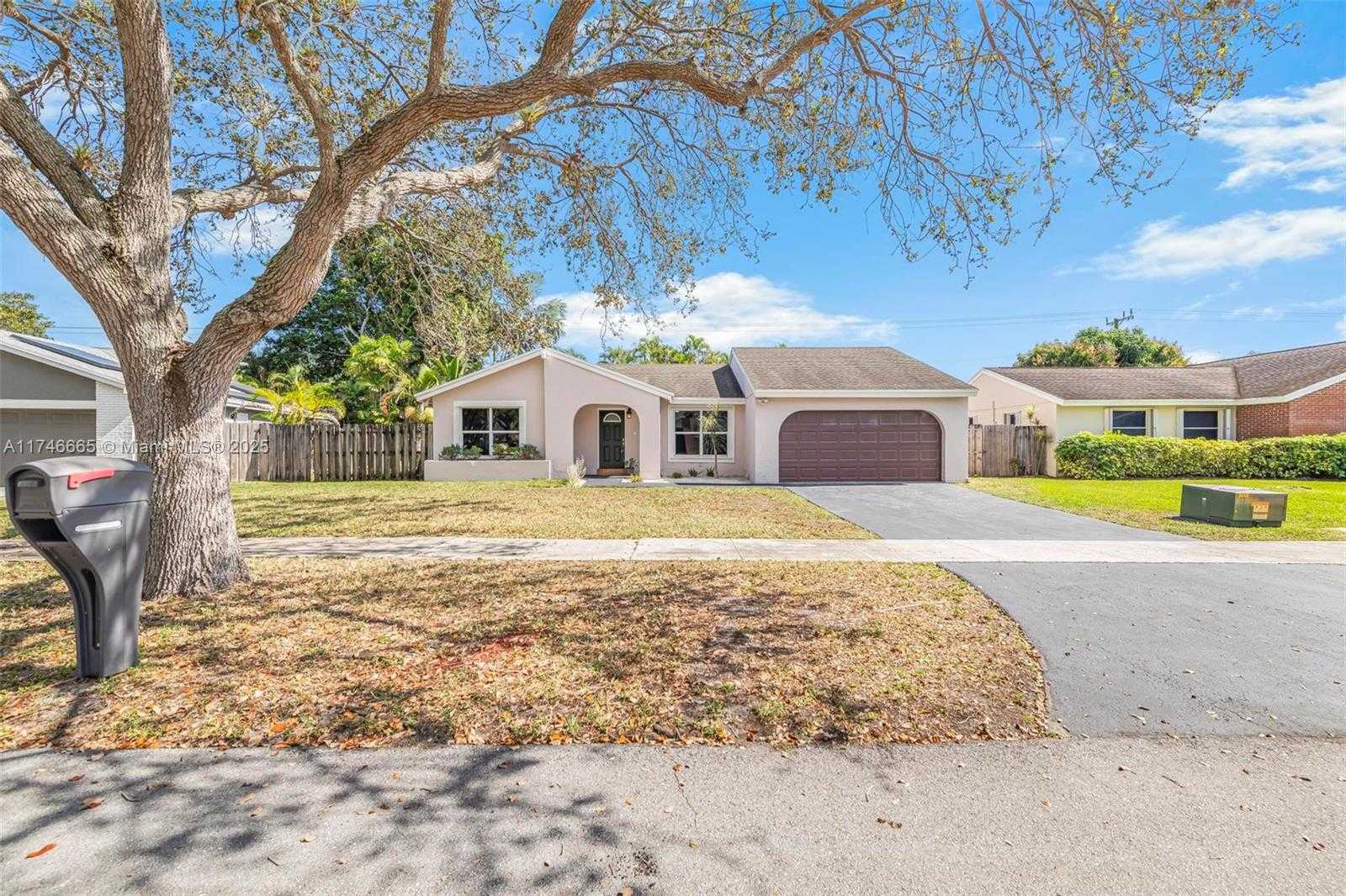 Small Image of 5210 SOUTH WEST 115TH AVE, Cooper City Number 3
