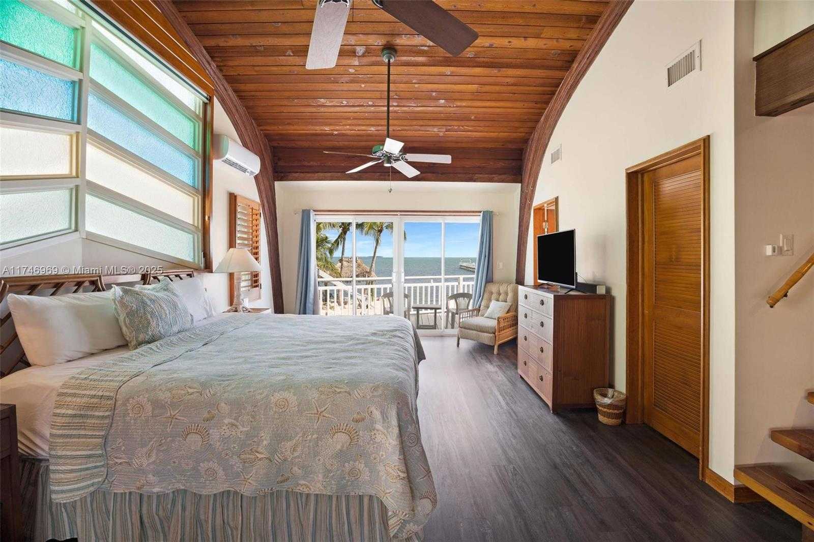 Small Image of 815 EAST SHORE DR, Lower Keys Number 17