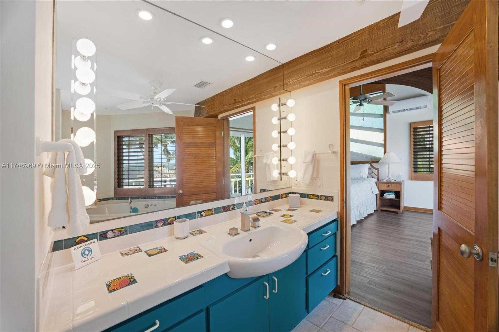 Small Image of 815 EAST SHORE DR, Lower Keys Number 19